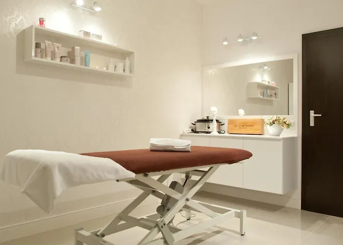 Cristal 3* 德兹维济诺